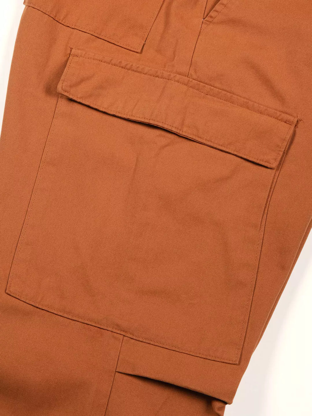 Thomas Scott Men Classic Straight Fit Mid-Rise Easy Wash Pure Cotton Cargos Trousers