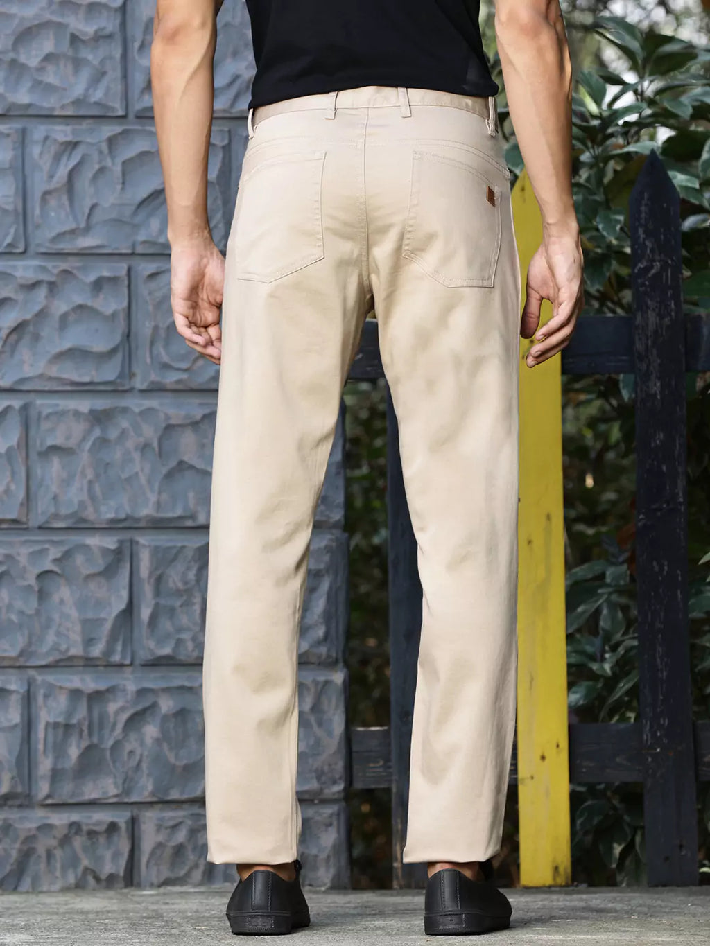 Men Beige Regular Fit Chinos Trouser