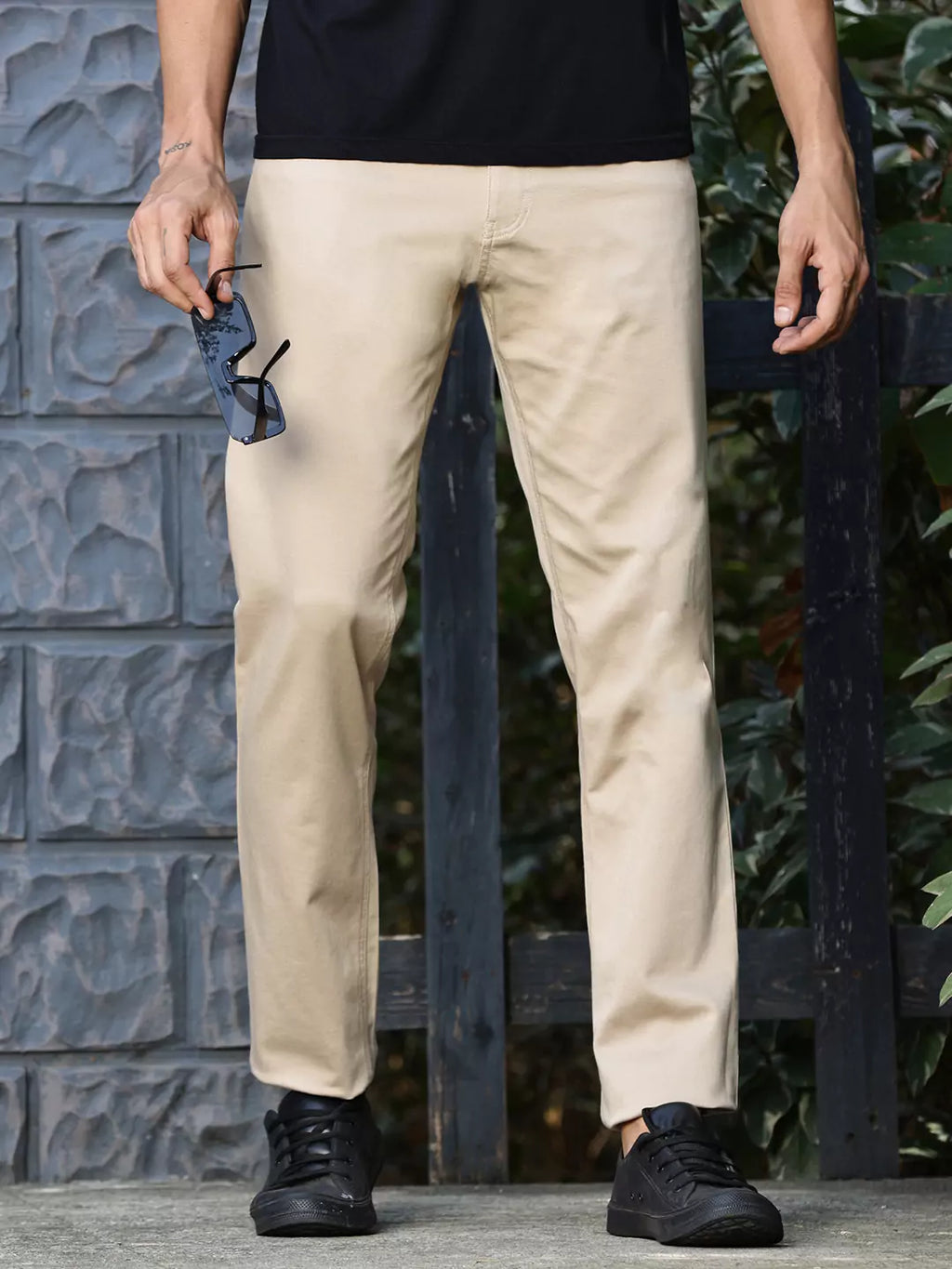 Men Beige Regular Fit Chinos Trouser