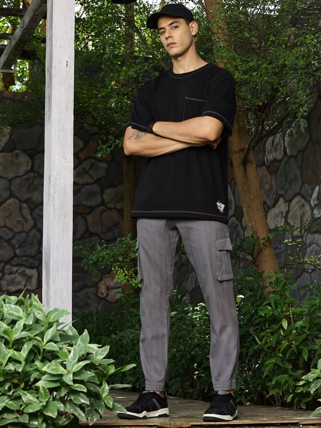 Thomas Scott Men Smart Slim Fit Mid-Rise Cargos Trousers