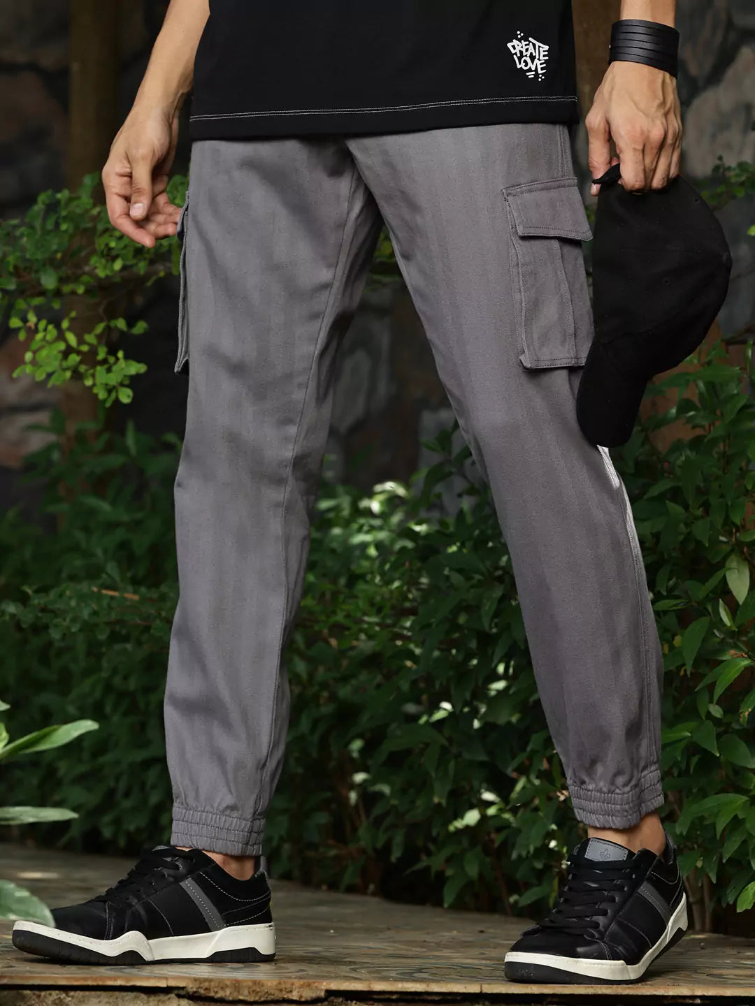 Thomas Scott Men Smart Slim Fit Mid-Rise Cargos Trousers