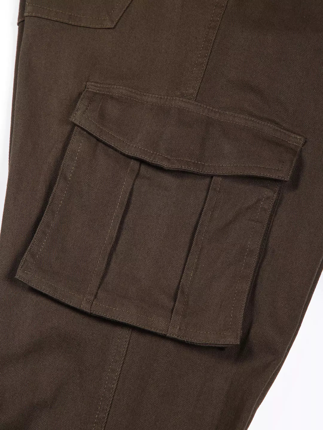 Thomas Scott Men Smart Slim Fit Mid-Rise Easy Wash Cargos Trousers