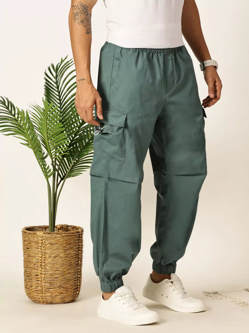 Thomas Scott Men Green Mid-Rise Regular Fit Parashute Cargos Trousers
