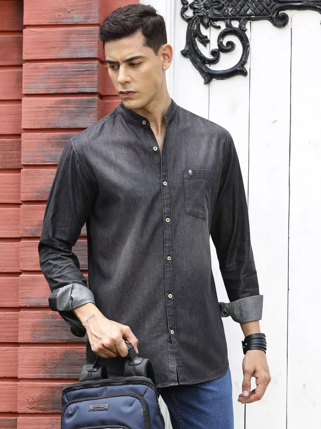Thomas Scott Men Solid Cotton?Smart Slim Fit Opaque Casual Shirt