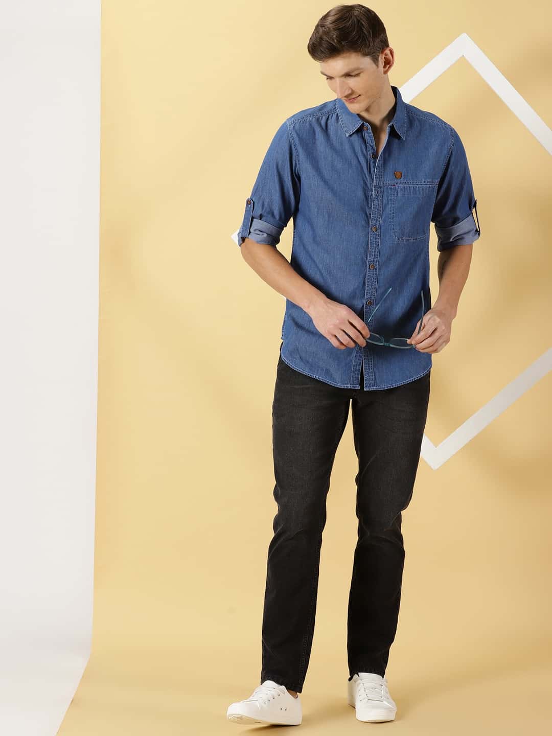 Thomas Scott Men Smart Slim Fit Spread Collar Pure Cotton Denim Casual Overdyed Shirt