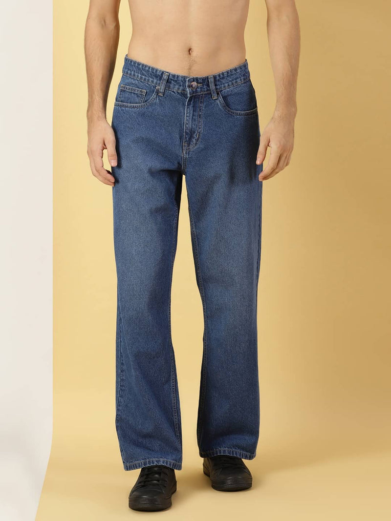 Thomas Scott Men Mid Rise Comfort Relaxed Fit Clean Look Light Fade Cotton Jeans