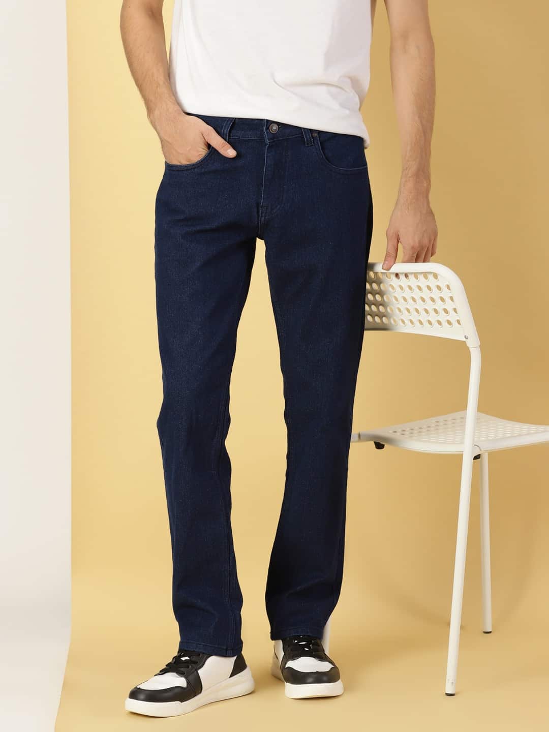Thomas Scott Men Comfort Mid Rise Clean Look Stretchable Jeans