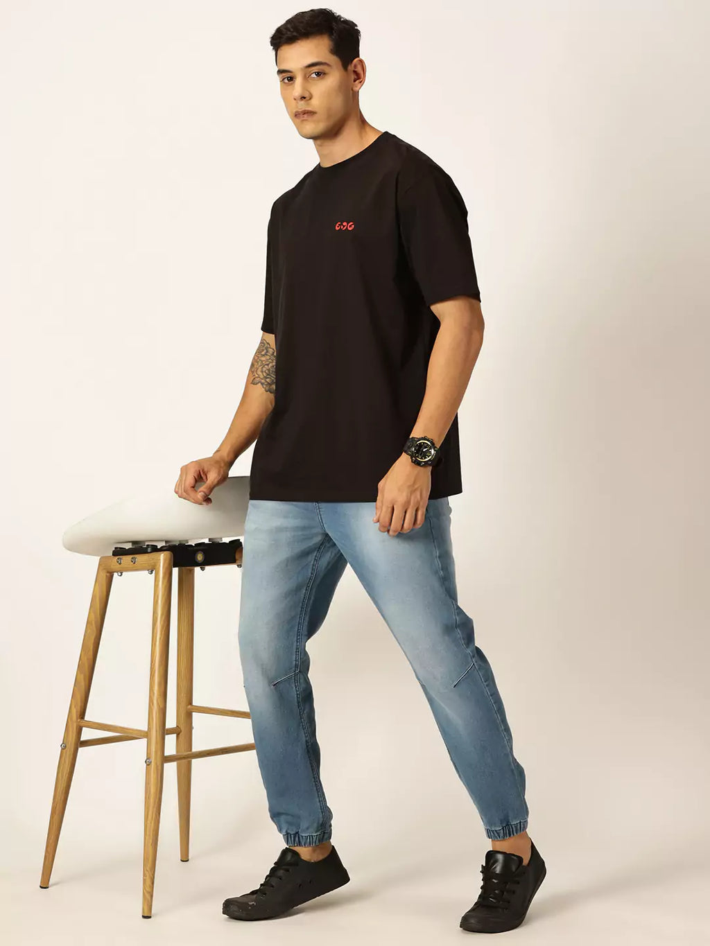 Thomas Scott Men Graphic Printed Drop Shoulder Oversized T-shirt