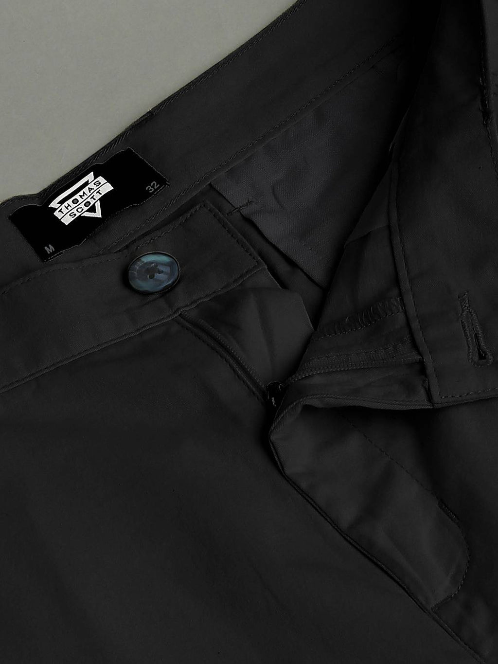 Thomas Scott Men Mid-Rise Slim Fit Shorts