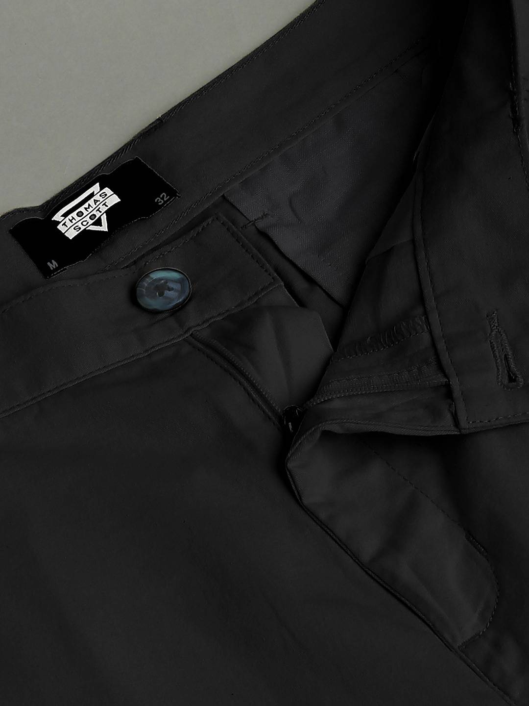 Thomas Scott Men Mid-Rise Slim Fit Shorts