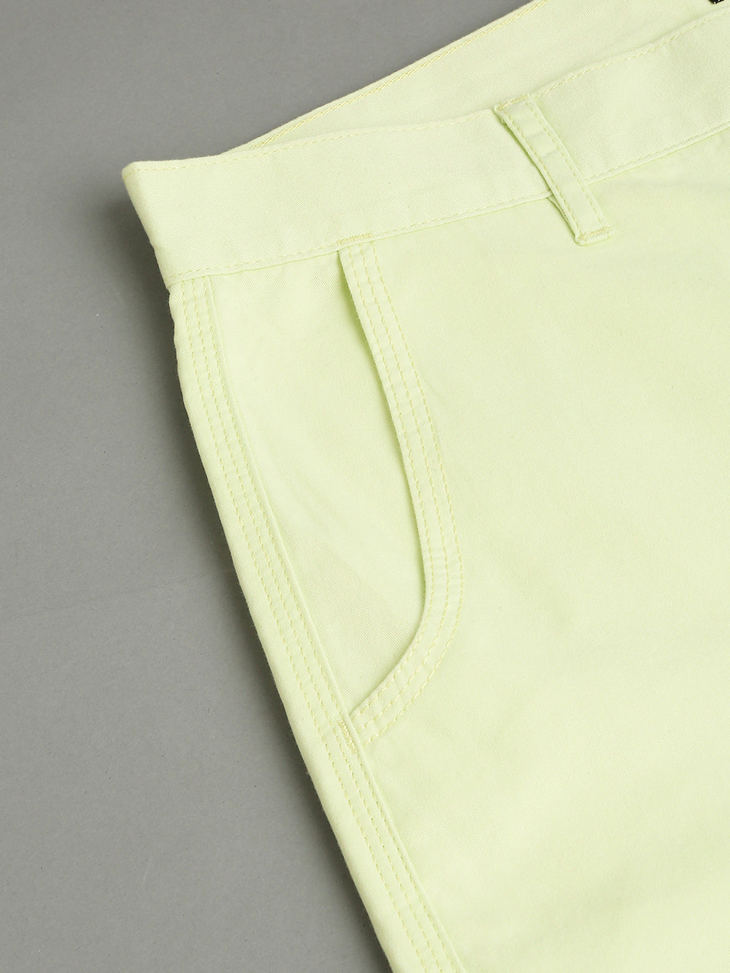 Thomas Scott Men Green Slim Fit Mid-Rise 100% Cotton Solid Woven Shorts