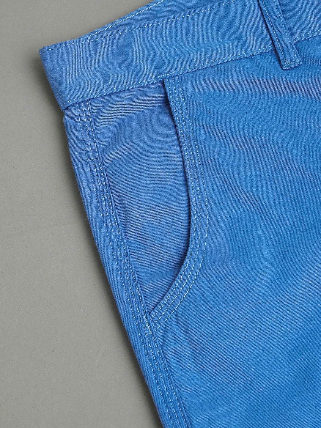 Thomas Scott Men Aqua Slim Fit Mid-Rise 100% Cotton Solid Woven Shorts
