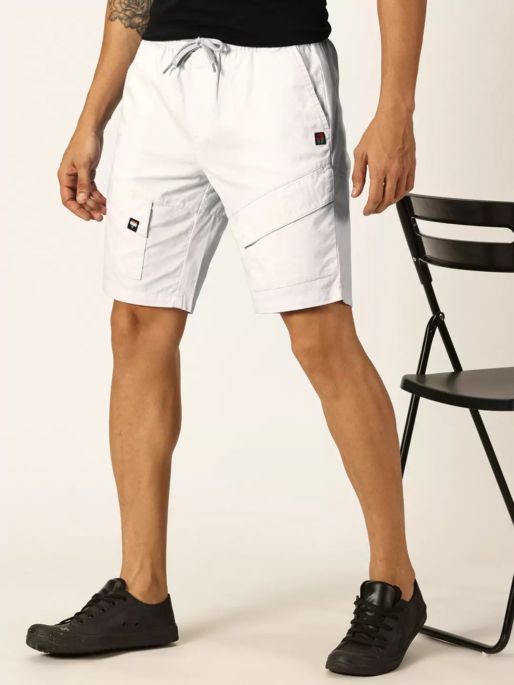 Thomas Scott Men Mid-Rise Cotton Shorts