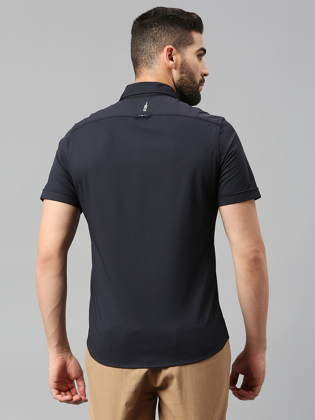 Thomas Scott Men Jet Navy Classic Slim Fit Short Sleeves Cutaway Collar Solid 4 Way Stretch Knitted Casual Shirt