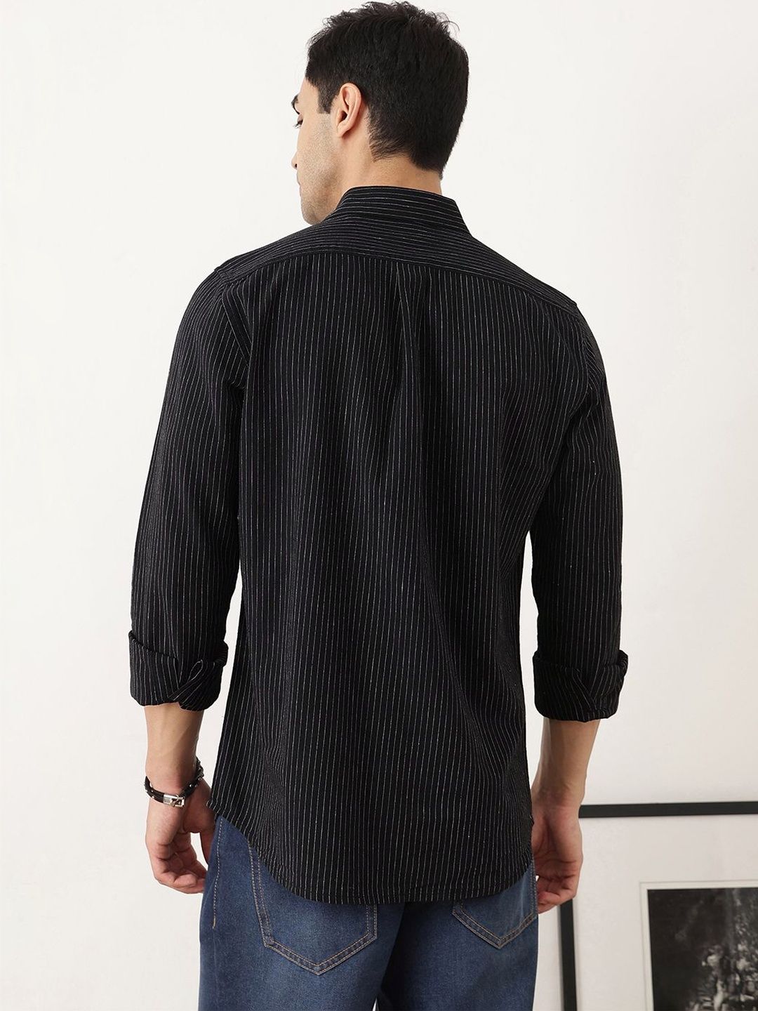Black Premium Slim Fit Long Sleeves Spread Collar Pinstripes Cotton Linen Casual Shirt For Men