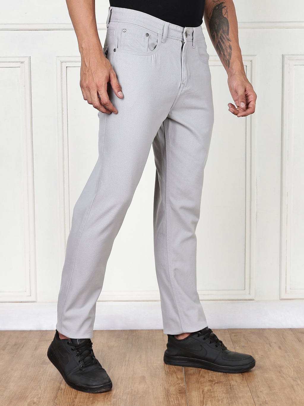 Thomas Scott Men Light Grey Mid-Rise Slim Fit Cotton Non Stretchable Jeans