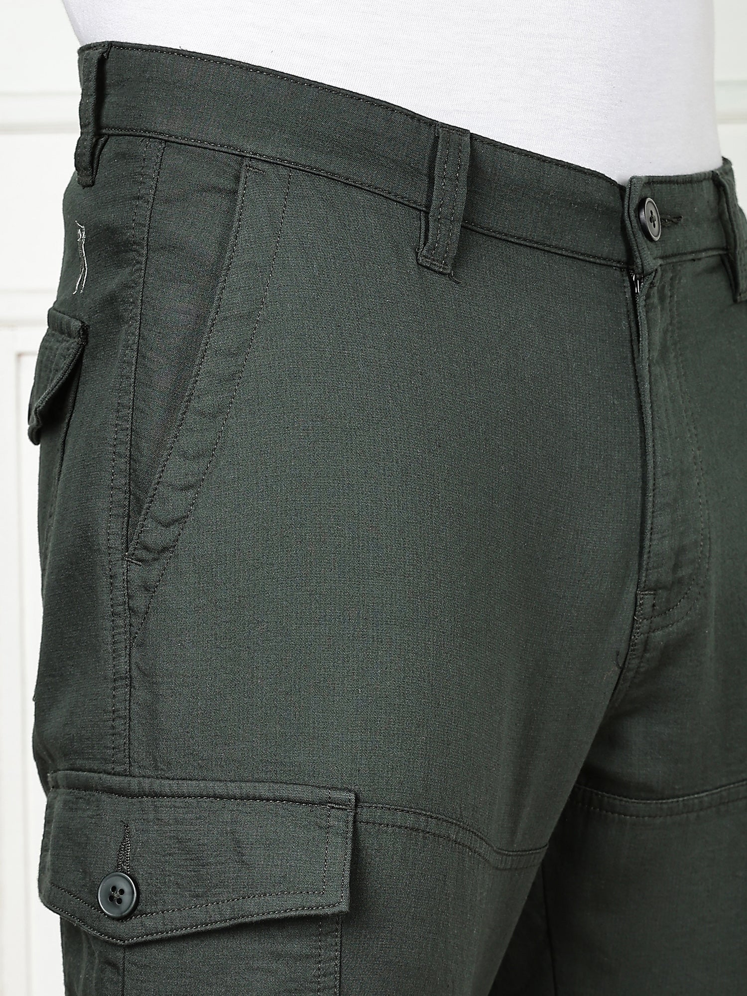 Thomas Scott Men Green Cricket Club Collection Straight Fit Woven Cargo Trousers