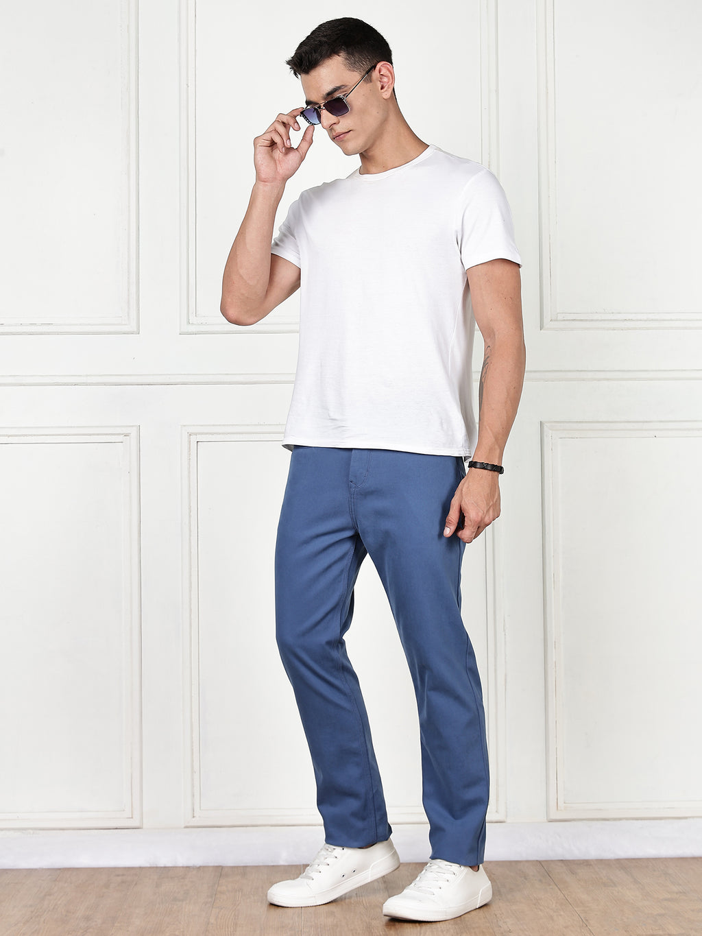 Thomas Scott Men Sky Blue Mid-Rise Slim Fit Cotton Non Stretchable Jeans