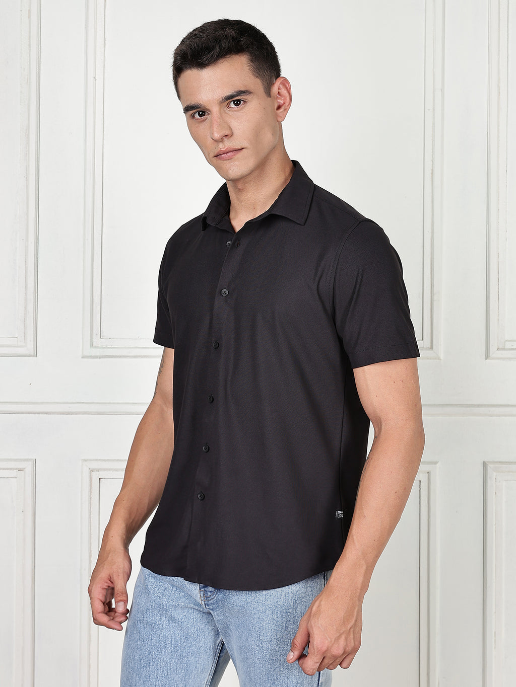 Thomas Scott Men Black Premium Slim Fit Short Sleeves Spread Collar 4 Way Stretch CoolMax Knitted Shirt