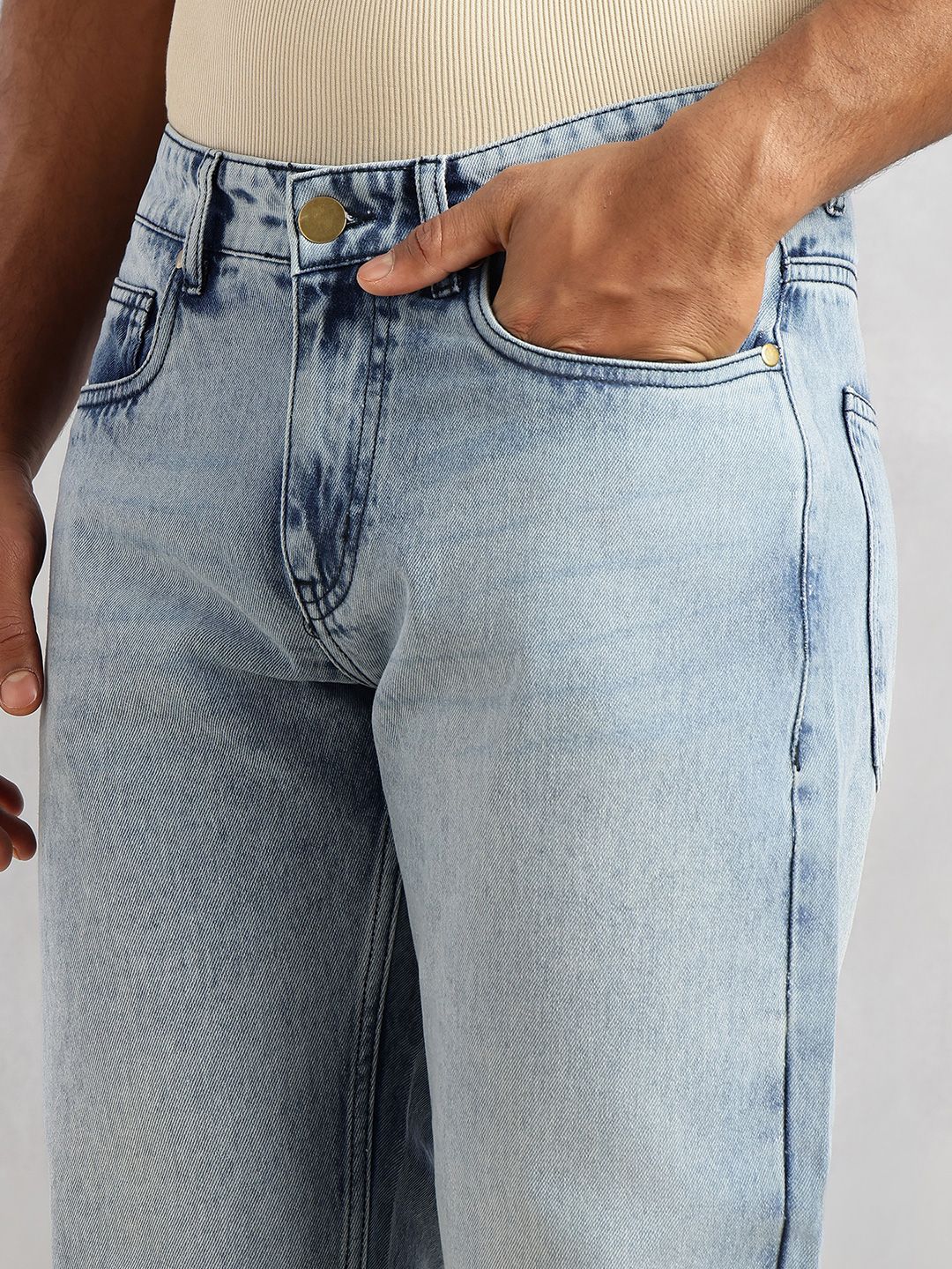 Mid Blue Smart Slim Fit Mid-Rise Light Shade Clean Look 5 Pocket Design Non Stretchable Jeans For Men