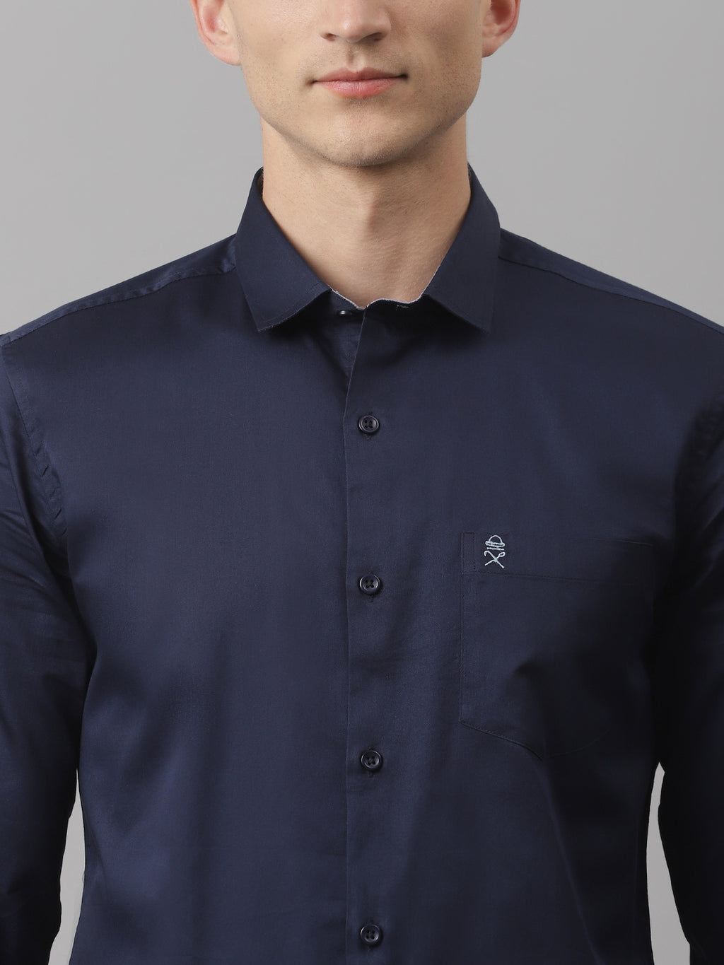 Thomas Scott Men Marine Relaxed Regular Fit Long Sleeves Cutaway Collar Solid Cotton Casual Shirt