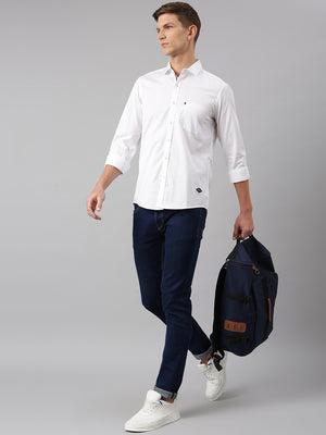 Thomas Scott Men White Relaxed Slim Fit Long Regular Sleeves Cotton Spread Collar Solid Casual Shirt