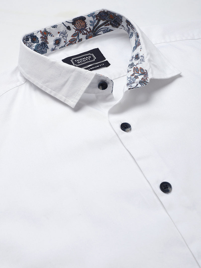 Thomas Scott Men White Relaxed Slim Fit Short Sleeves Spread Collar Solid Casual Shirt