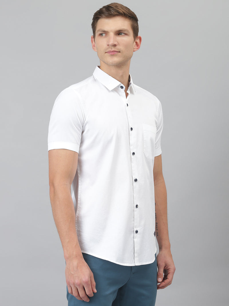 Thomas Scott Men White Relaxed Slim Fit Short Sleeves Spread Collar Solid Casual Shirt