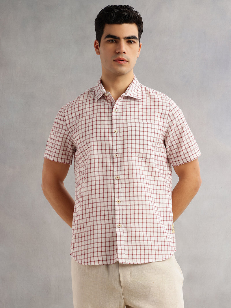 Thomas Scott Men Maroon Slim Fit Short Sleeves Spread Collar Gingham Checks Linen Casual Shirt