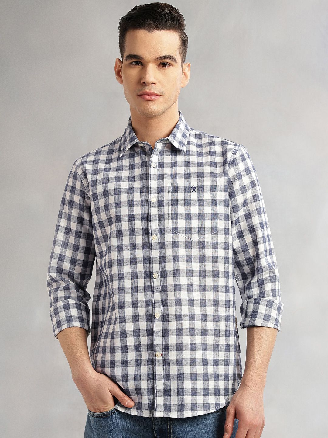 Navy Slim Fit Long Sleeves Gingham Checks Spread Collar Cotton Linen Casual Shirt For Men
