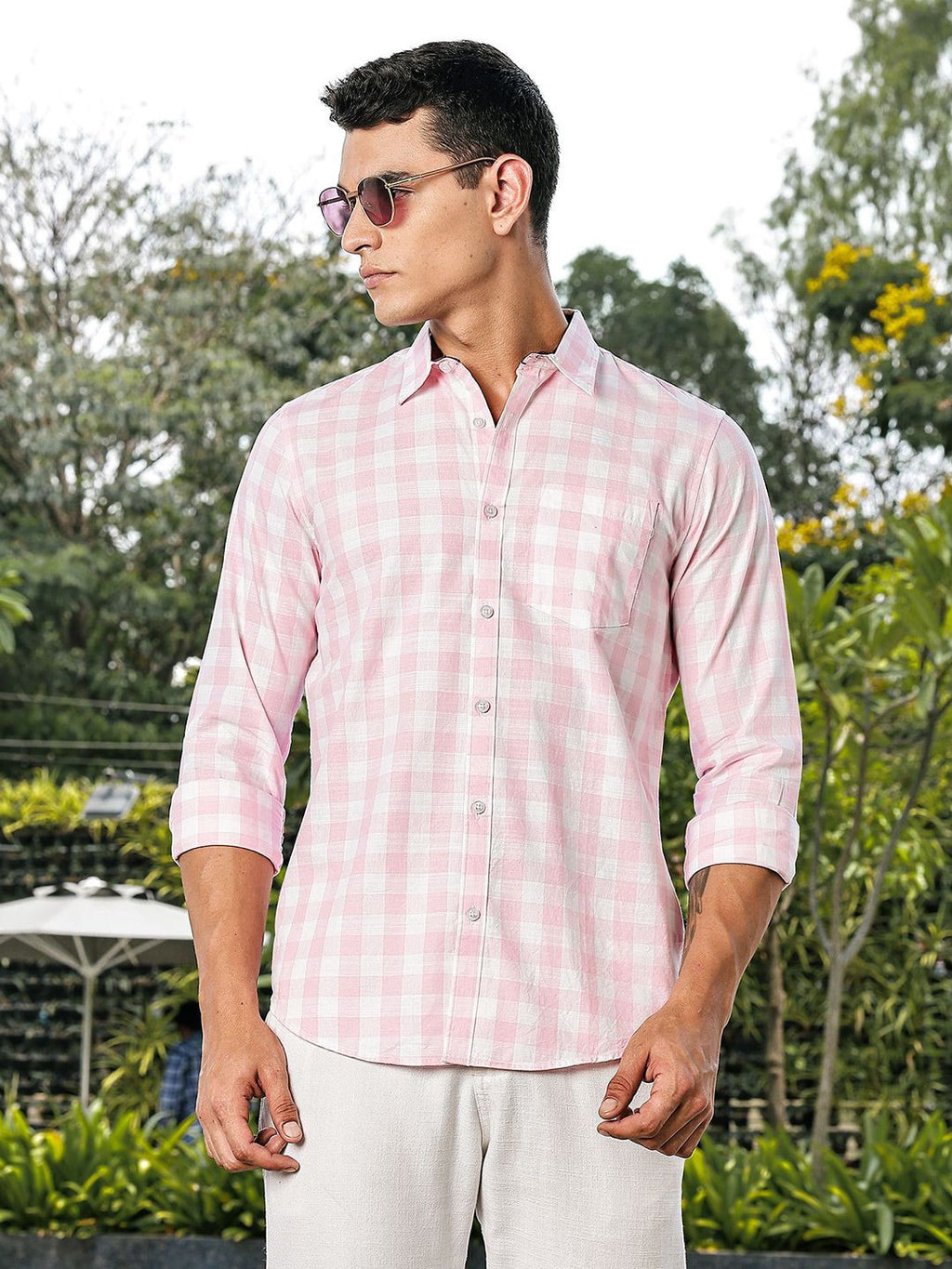 Pink Slim Fit Long Sleeves Tartan Checks Casual Shirt For Men