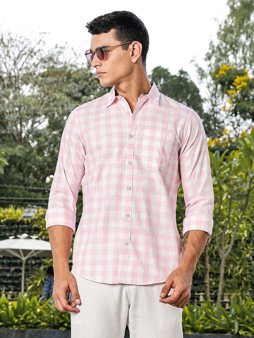 Pink Slim Fit Long Sleeves Tartan Checks Casual Shirt For Men