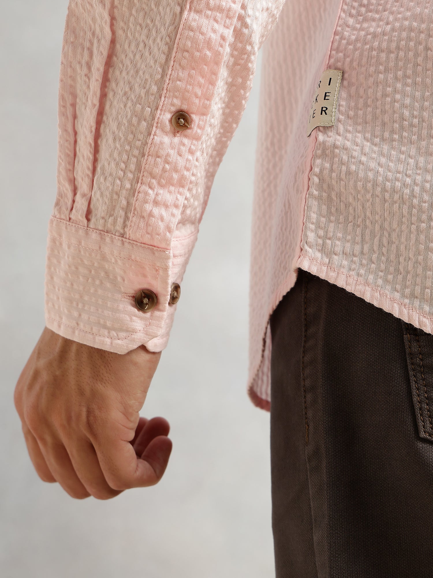 Thomas Scott Men Pink Premium Slim Fit Long Regular Sleeves Button-Down Collar Pinstripes 100% Cotton Seersucker Casual Shirt