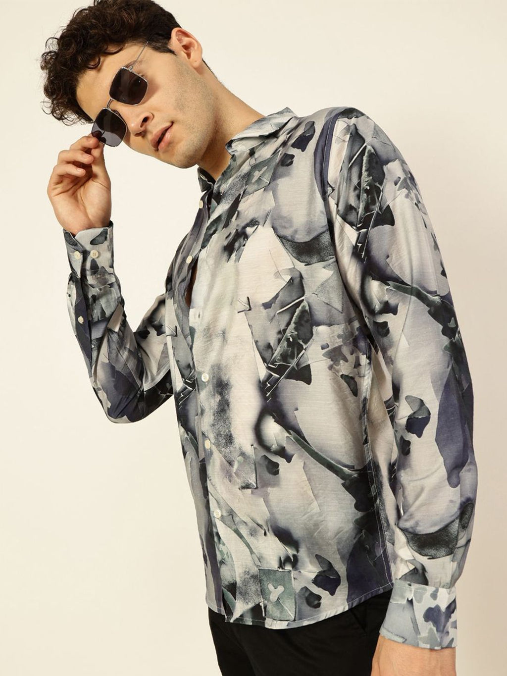 Men Green Printed Slim Fit Shirt