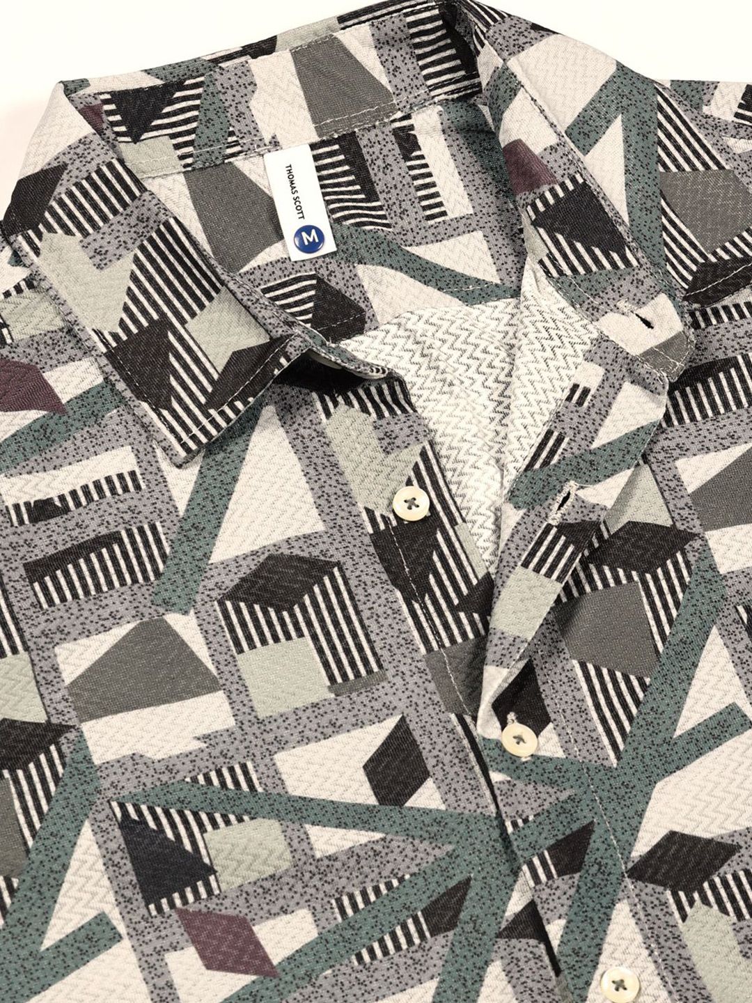 Green Premium Slim Fit Opaque Printed Casual Shirt For Men