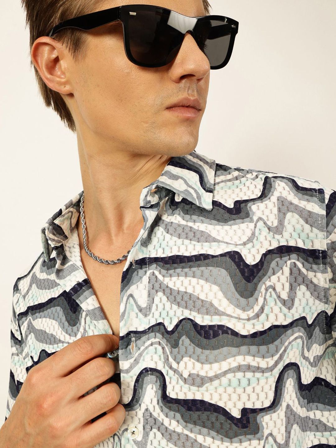 Green Premium Slim Fit Opaque Printed Casual Shirt For Men