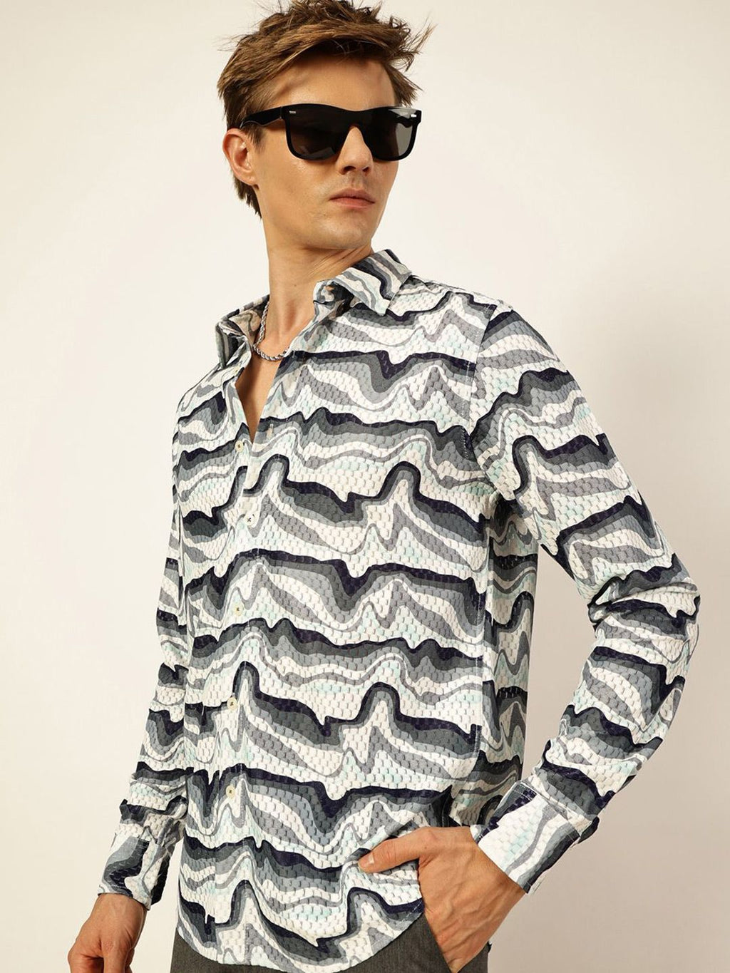 Green Premium Slim Fit Opaque Printed Casual Shirt For Men