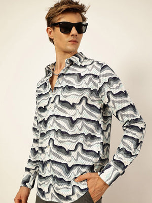 Green Premium Slim Fit Opaque Printed Casual Shirt For Men