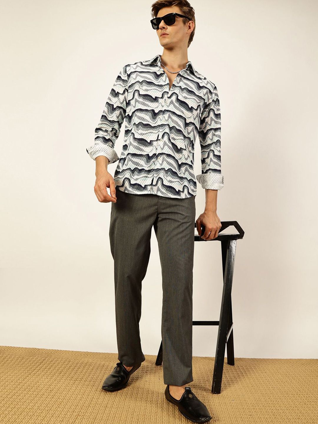 Green Premium Slim Fit Opaque Printed Casual Shirt For Men