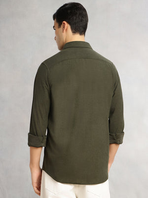 Thomas Scott Men Olive Relaxed Fit Long Sleeves Spread Collar Corduroy Casual Shirt