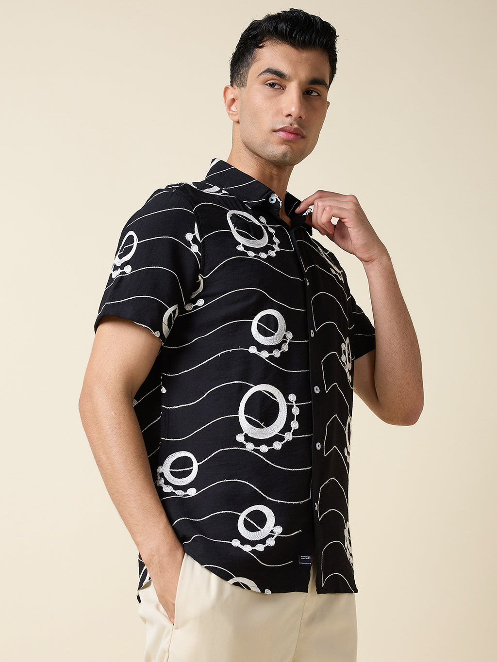 Thomas Scott Men Black Short Sleeves Spread Collar Regular Fit Embroidered Shirt