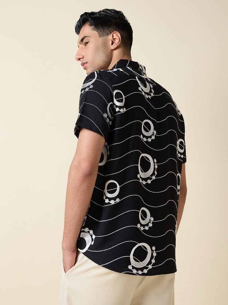 Thomas Scott Men Black Short Sleeves Spread Collar Regular Fit Embroidered Shirt