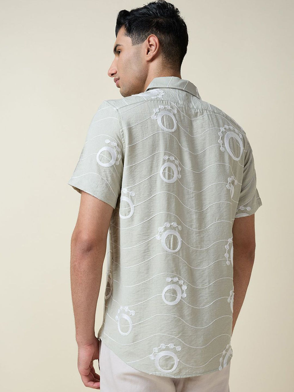 Green Short Sleeves Spread Collar Slim Fit Embroidered Shirt For Men