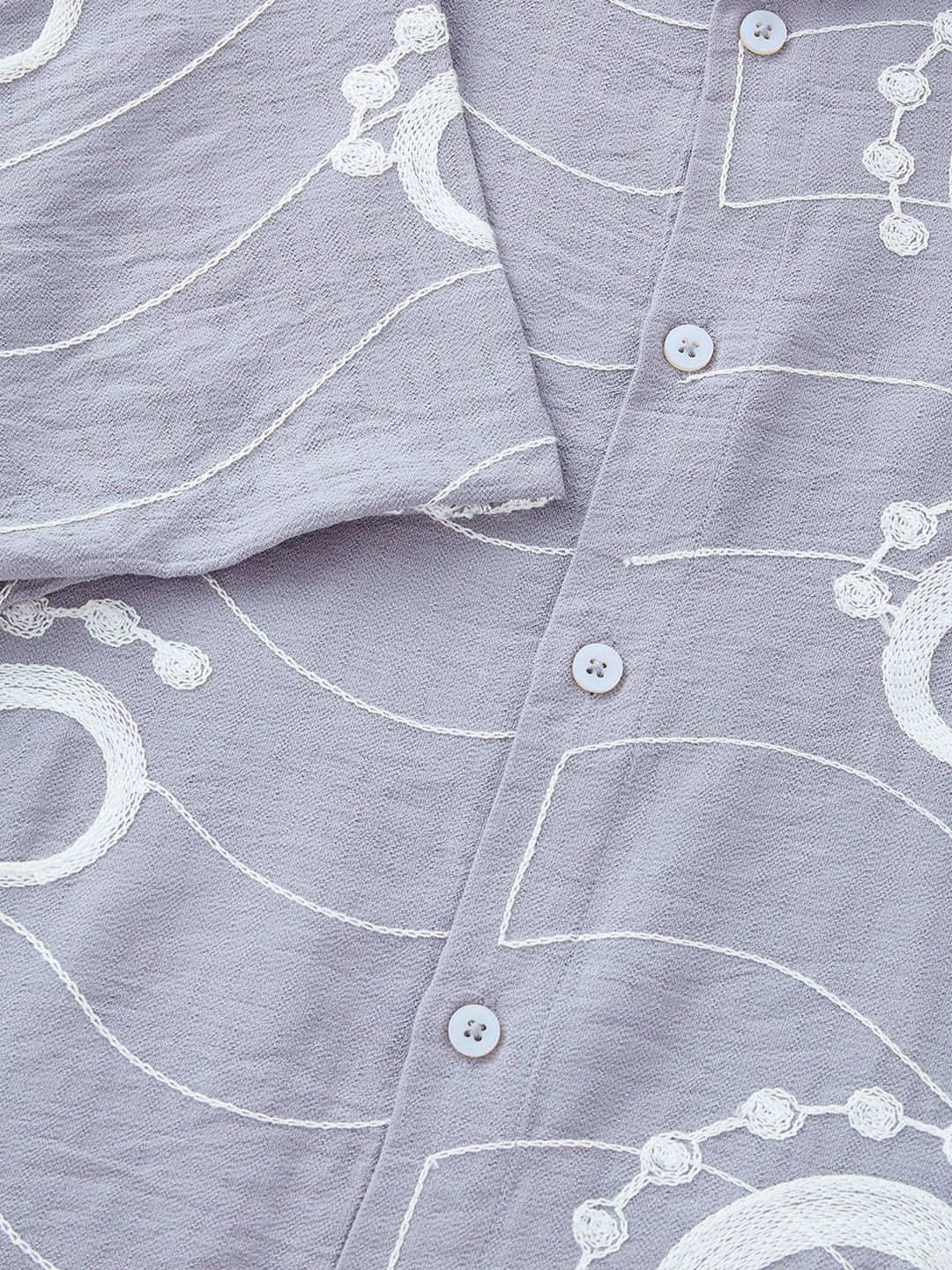 Grey Short Sleeves Spread Collar Slim Fit Embroidered Shirt For Men