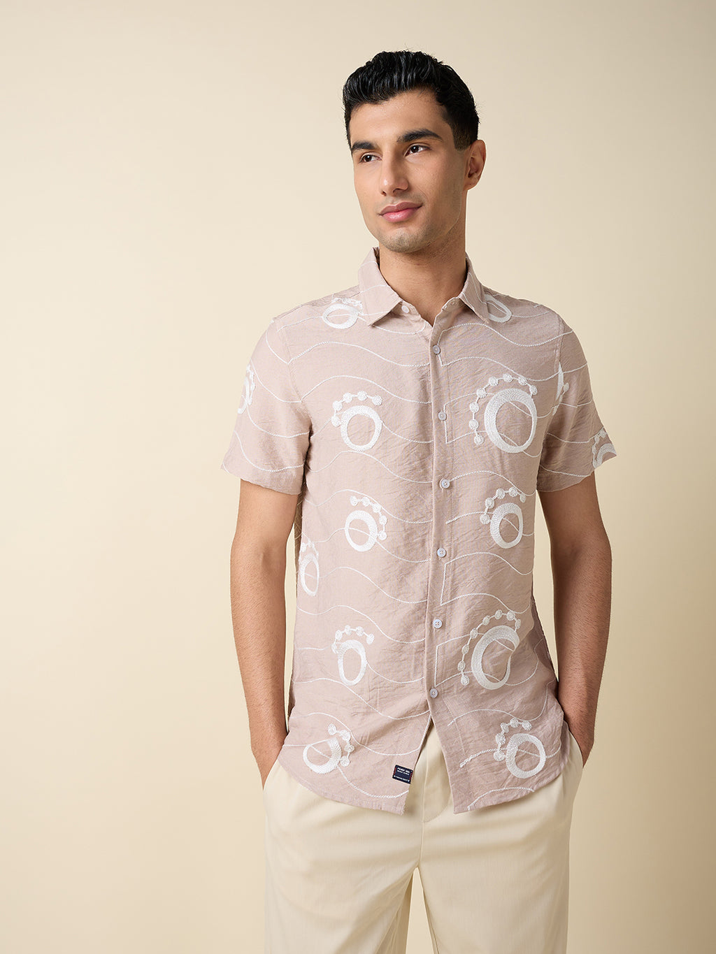 Thomas Scott Men Peach Short Sleeves Spread Collar Regular Fit Embroidered Shirt