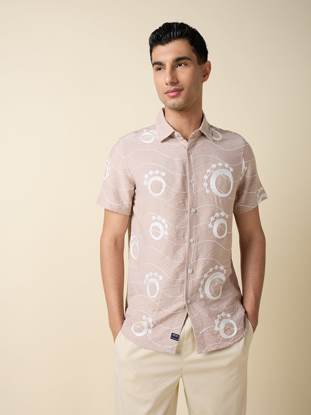 Thomas Scott Men Peach Short Sleeves Spread Collar Regular Fit Embroidered Shirt