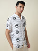 Thomas Scott Men White Short Sleeves Spread Collar Regular Fit Embroidered Shirt