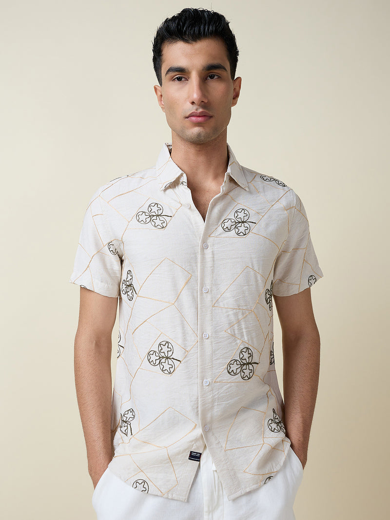 Thomas Scott Men Beige Short Sleeves Spread Collar Slim Fit Embroidered Shirt