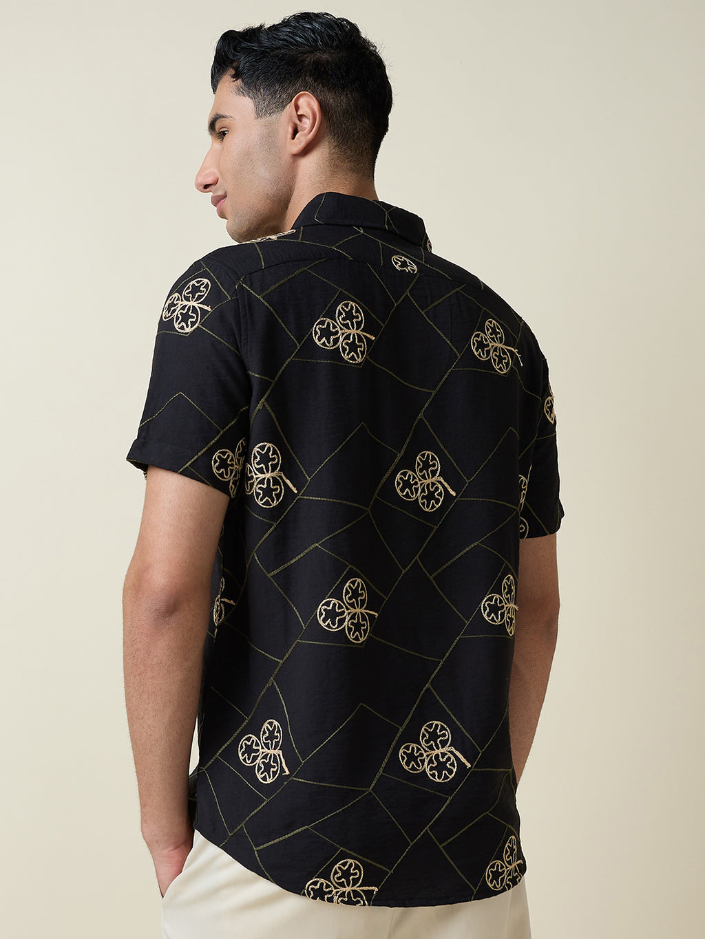 Thomas Scott Men Black Short Sleeves Spread Collar Slim Fit Embroidered Shirt