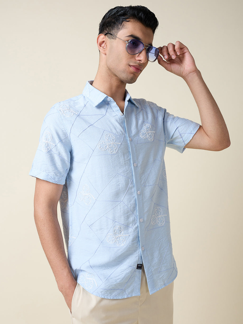 Thomas Scott Men Blue Short Sleeves Spread Collar Slim Fit Embroidered Shirt
